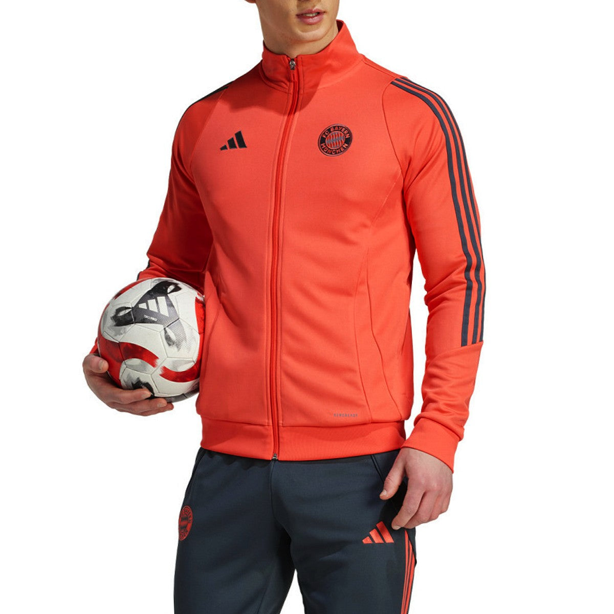 Bayern Munich training presentation bench tracksuit 2025/26
