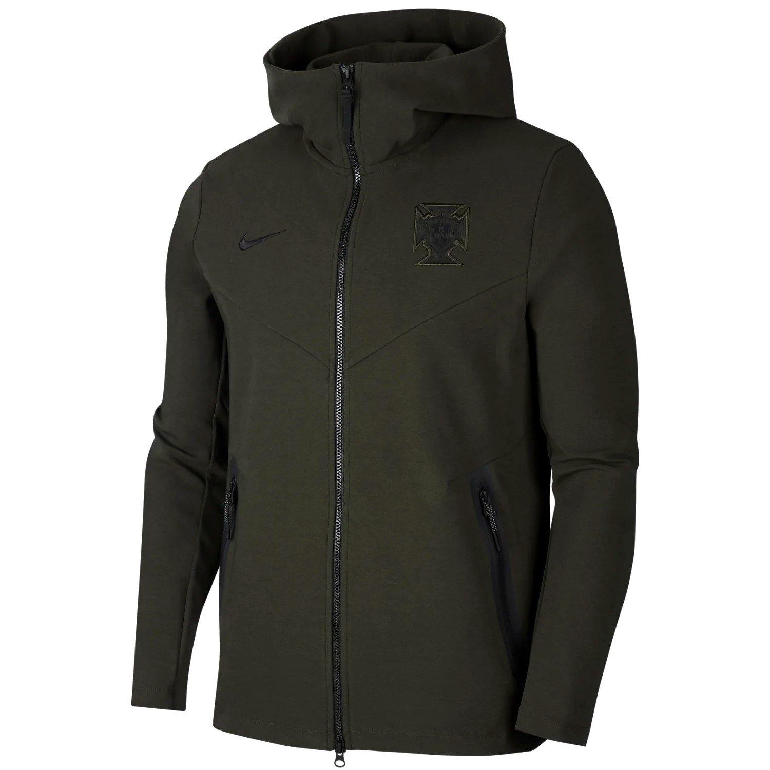 Diversen graan verkopen Portugal Tech pro presentation soccer jacket 2020/21 - Nike –  SoccerTracksuits.com