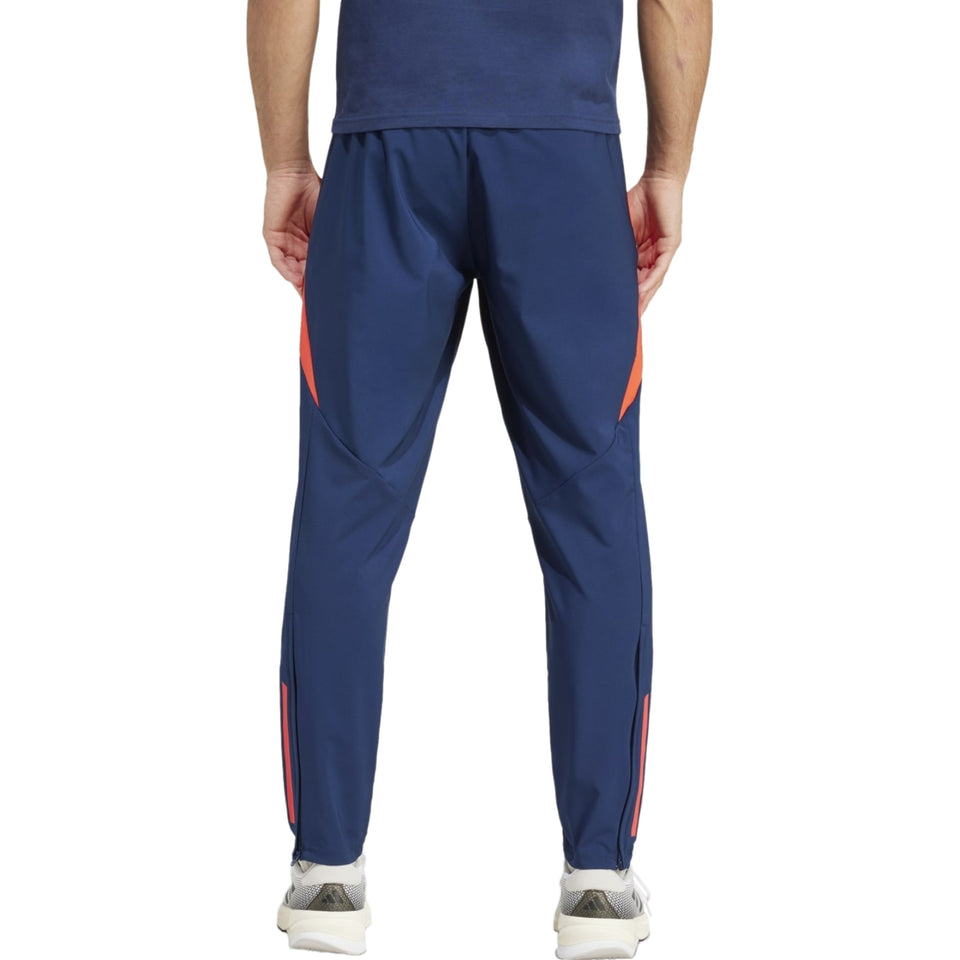 Manchester United presentation Soccer tracksuit 2024/25 - Adidas