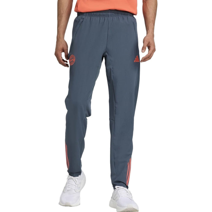 Men's Bayern Munich Presentation Tracksuit 2025 in gray with Adidas branding and stylish accents