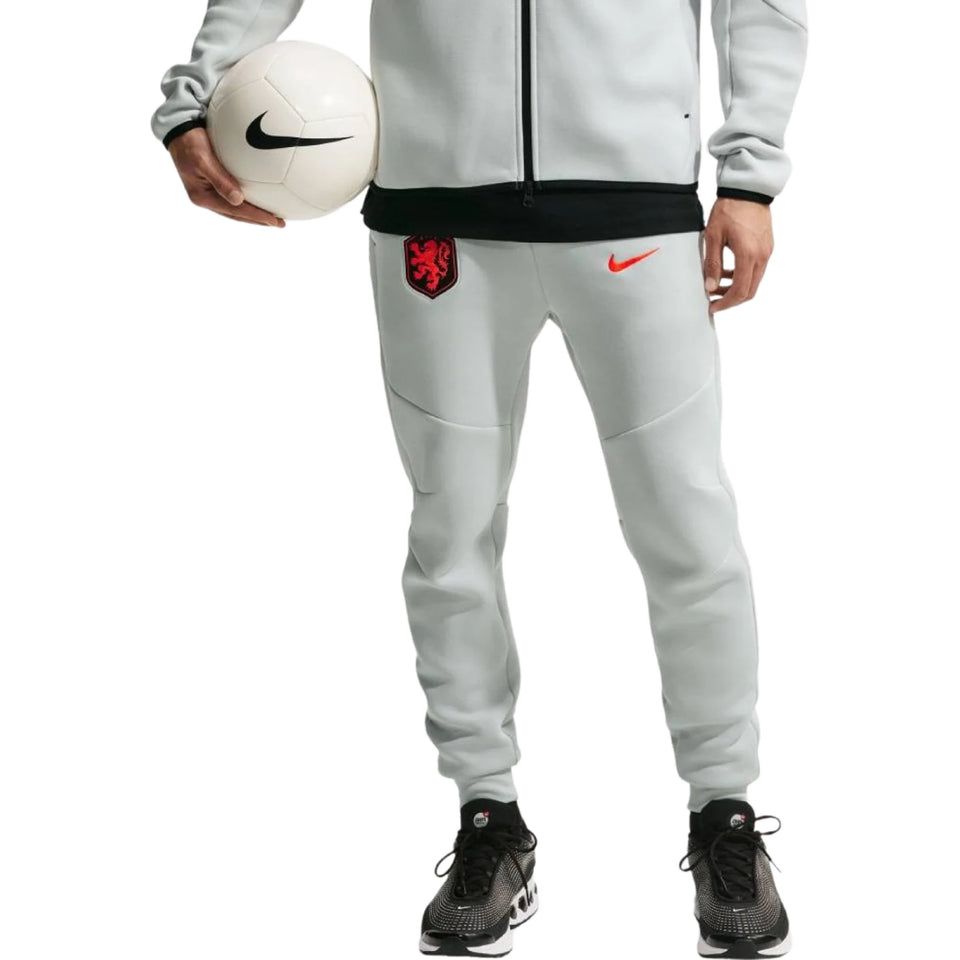 Netherlands Tech Fleece presentation soccer tracksuit 2026/27 - Nike