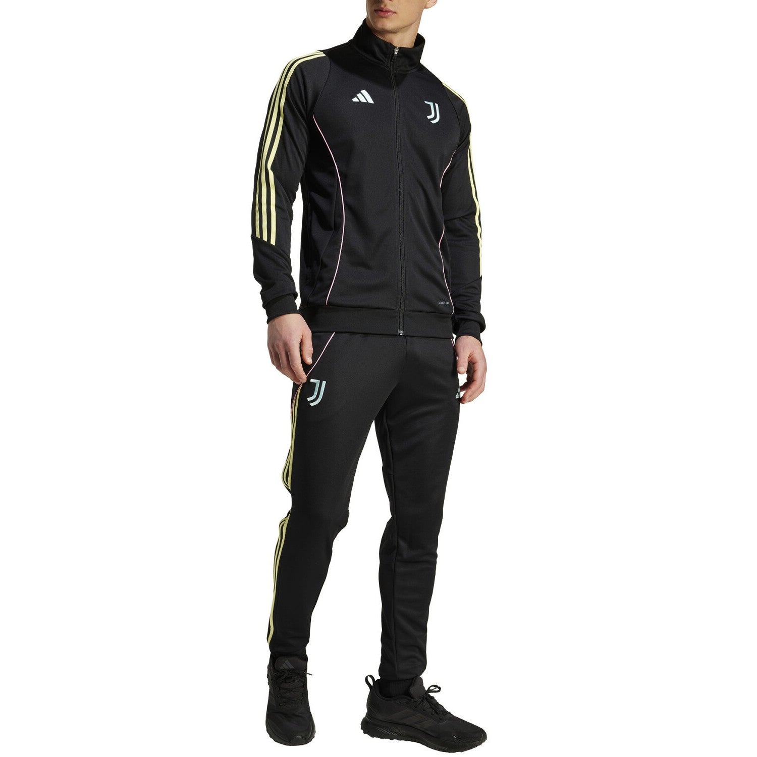 Juventus black training presentation bench tracksuit 2025/26
