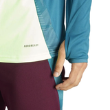 Close-up of Mexico national team tracksuit mens sleeve and pants with Aeroready fabric detail