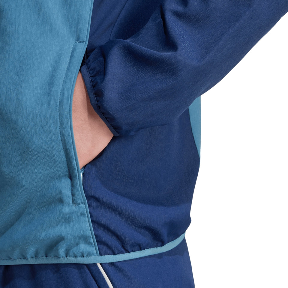 Close-up view of the Arsenal presentation tracksuit 2025 26 featuring a stylish design and comfortable fit