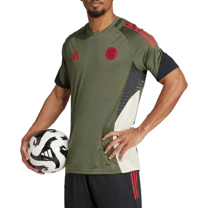 Bayern Munich UCL training short-sleeves Soccer set 2025/26 - Adidas