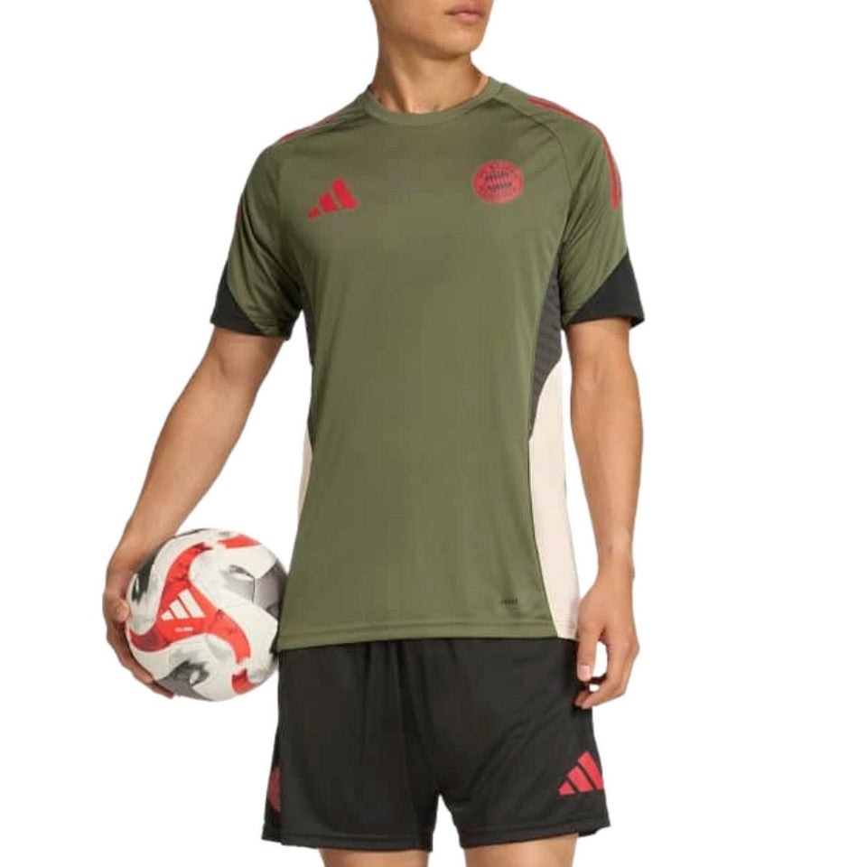 Bayern Munich UCL training short-sleeves Soccer set 2025/26 - Adidas