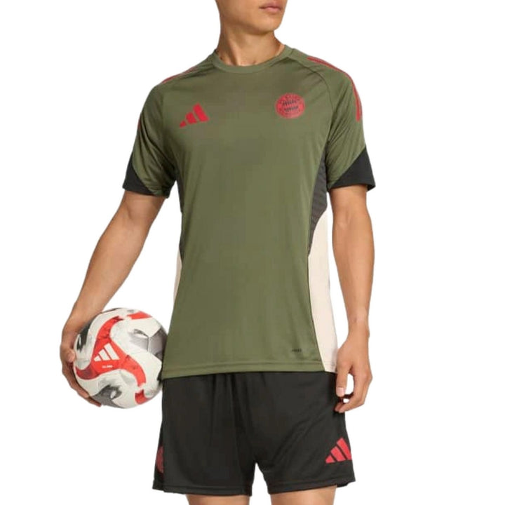 Bayern Munich UCL training short-sleeves Soccer set 2025/26 - Adidas