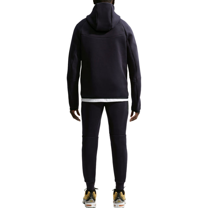 Chelsea black Tech Fleece presentation tracksuit 2026/27 - Nike