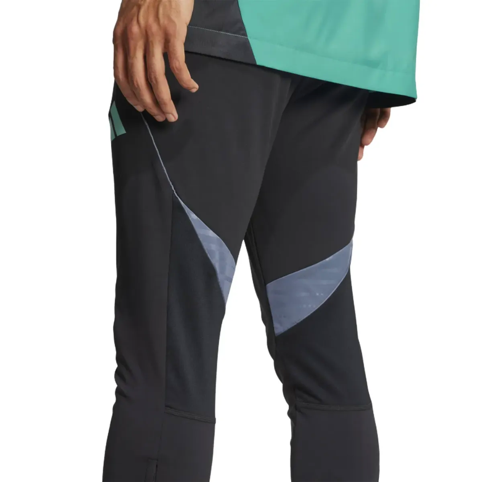 Close-up of the FC Copenhagen Adidas training tracksuit showing sleek design and comfortable fit