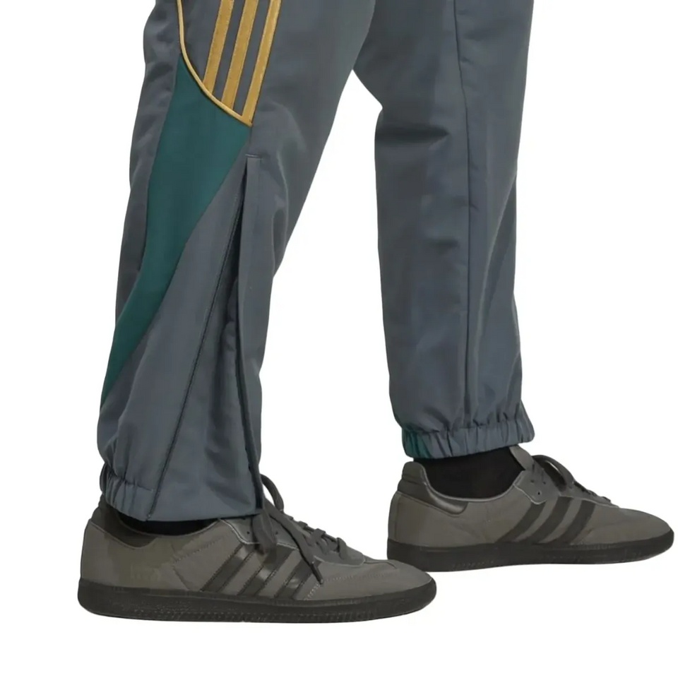 FC Copenhagen retro presentation Soccer tracksuit 2025/26 - Adidas