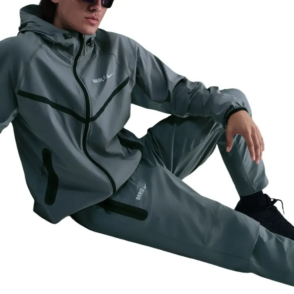 FC Barcelona grey Tech Woven presentation tracksuit 2025/26 - Nike