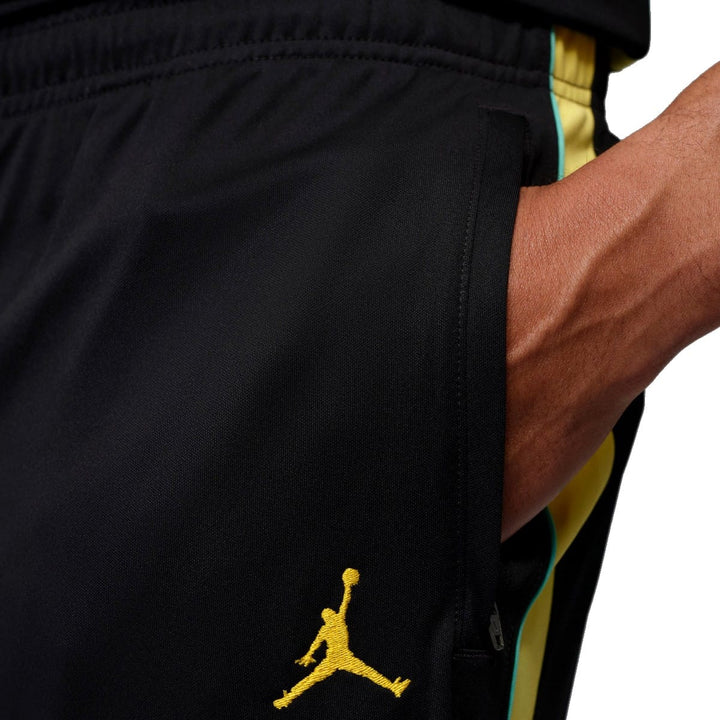 Jordan x Brazil black soccer tracksuit set 2026/27 with yellow accents and official logo, suitable for training or casual wear