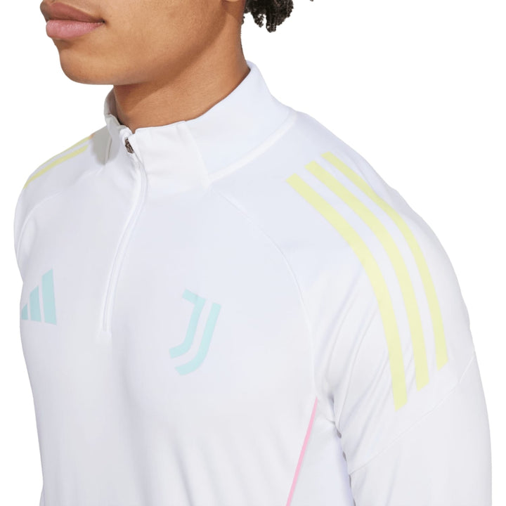 Juventus training technical soccer tracksuit 2025/26 - Adidas, details of the top (Juventus crest)