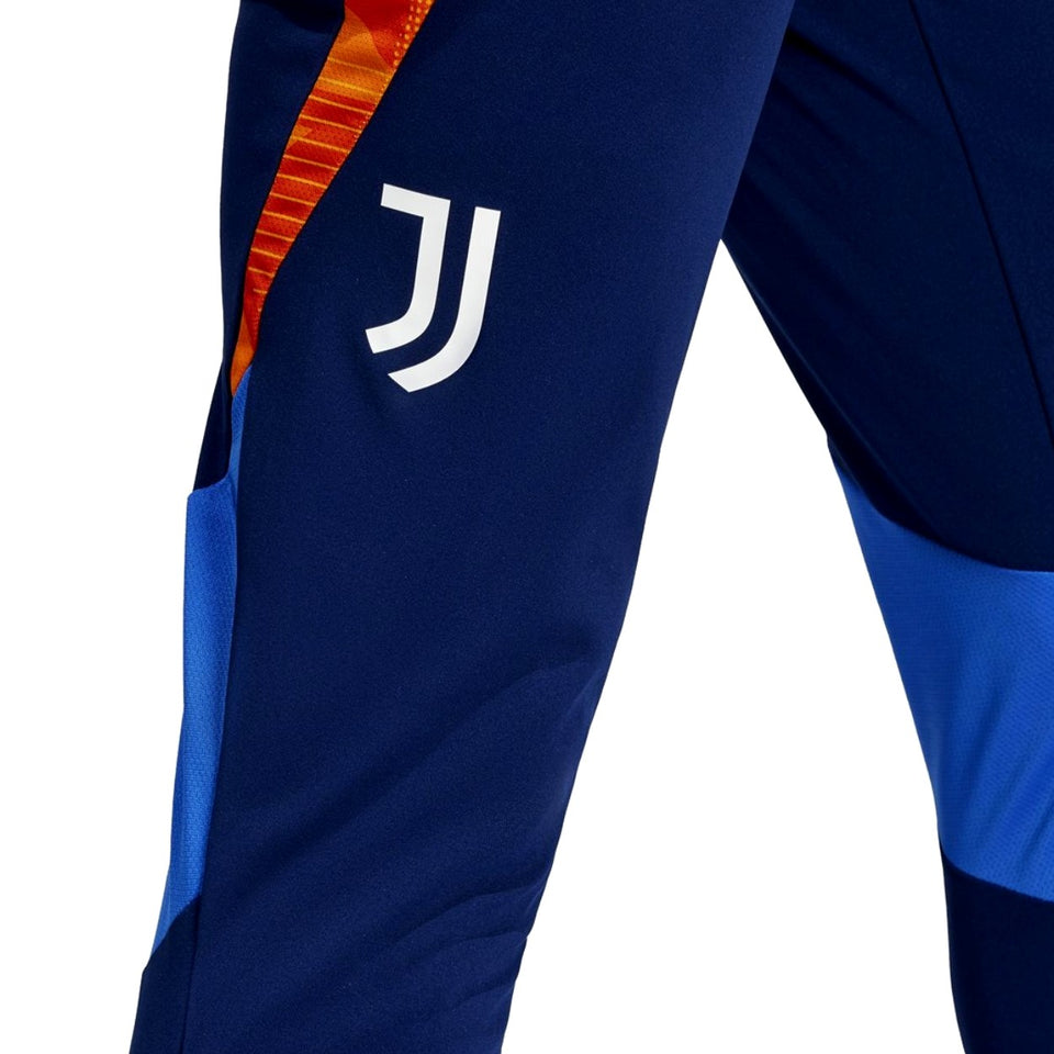 Juventus hooded training tracksuit 2024 featuring the iconic club logo on the pants