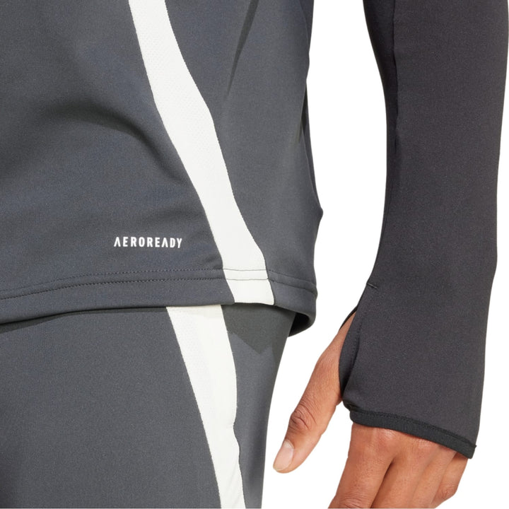 Close-up of the Manchester United training tracksuit 2024 25 featuring AEROREADY technology for comfort