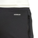 Close-up of the Manchester United training tracksuit 2023 24 featuring Aeroready technology for moisture management