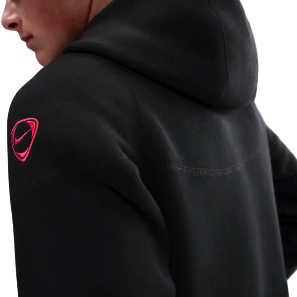 Nike PSG black Tech Fleece tracksuit 2025 26 features a stylish hood and modern design for comfort