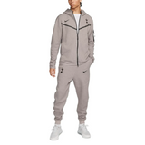Tottenham Hotspur Tech Fleece tracksuit in gray with zip-up hoodie and matching jogger pants