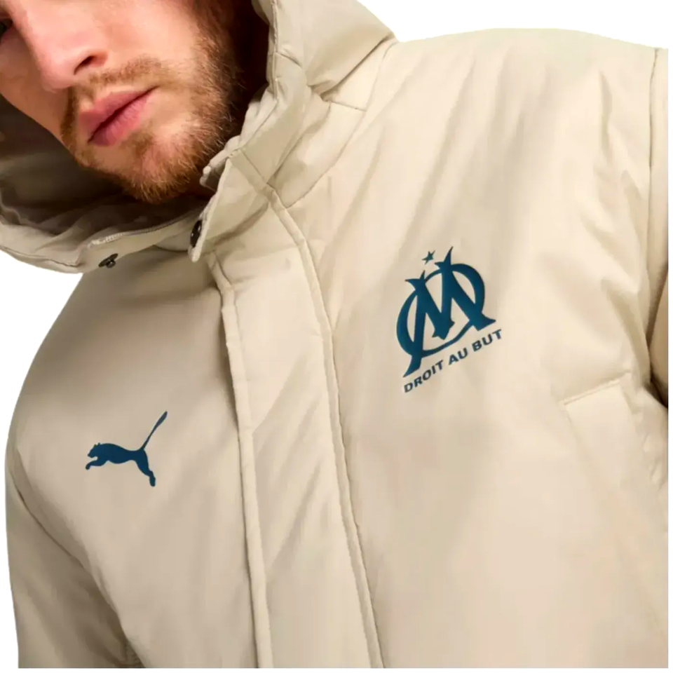 Stylish Olympique Marseille Puma winter jacket in beige with logo and hood for warmth