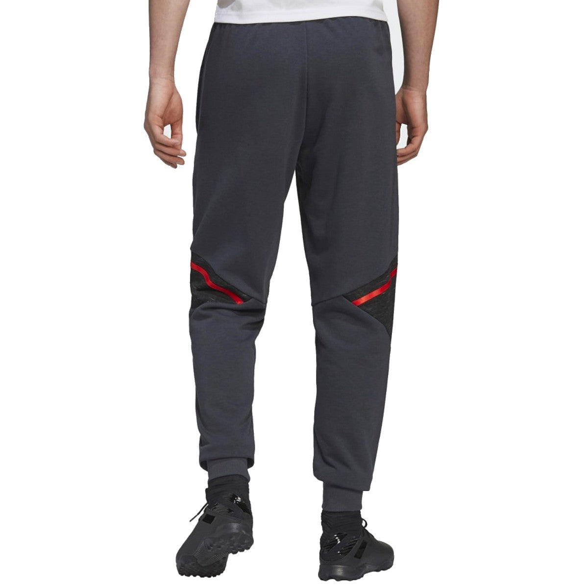 バイエルン・ミュンヘン トレーニングスウェット サッカートラック