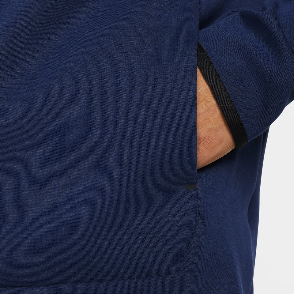 Close-up of the France Tech fleece tracksuit 2022 with a stylish blue design and functional pocket