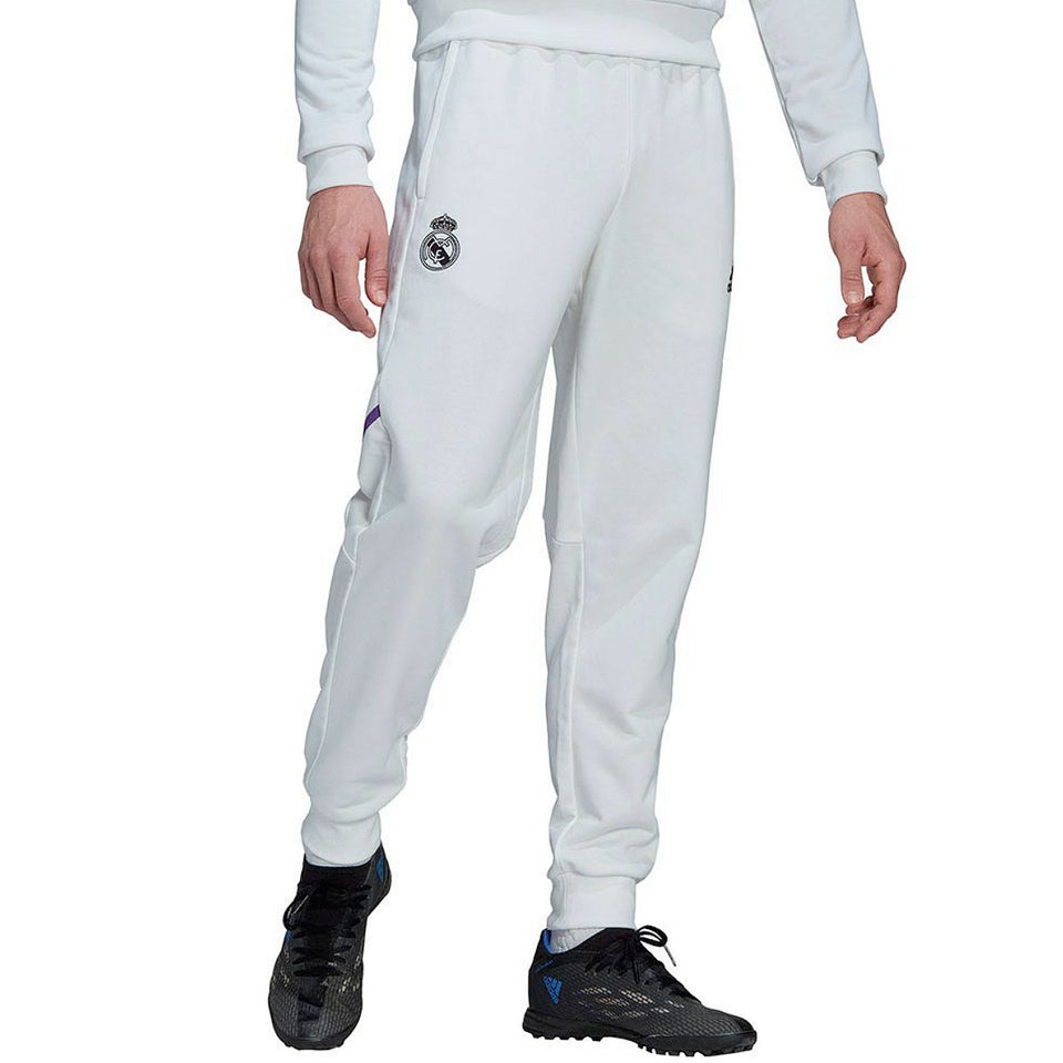 Real Madrid training sweat tracksuit 2022 in white with club logo, perfect for fans and athletes